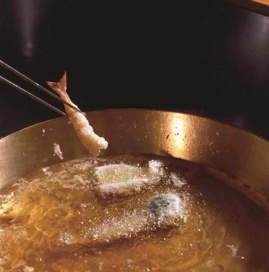 فندق نيو أوتاني طوكيو ذا مين المظهر الخارجي الصورة Frying